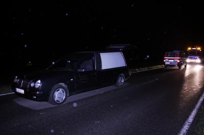 Kaempfelbach-Bilfingen - Gefaehrliches Ueberholmanoever kostete einen Autofahrer das Leben 